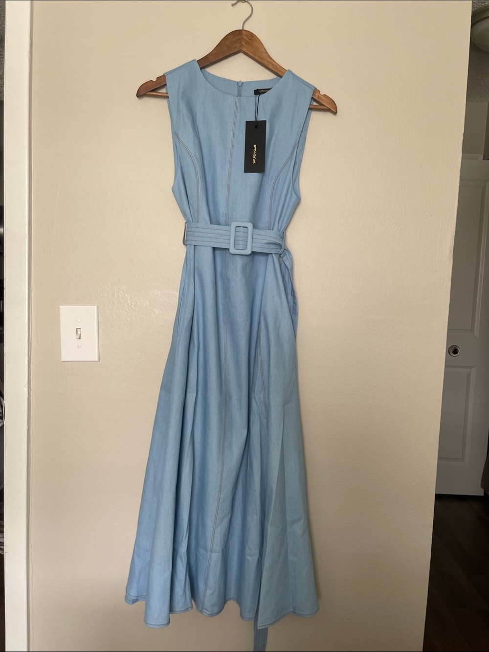 Sleeveless belted midi dress in lightweight denim and contrast stitching